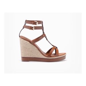 Barely USED Massimo Dutti Roman Wedge Sandal